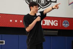 直播吧：男篮集训名单只增不减！杨瀚森领衔 有热门球员将缺席！
