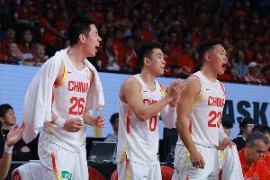 媒体人：这支球队抗压偏弱 顺风一拥而上者多 逆风自主得分偏软