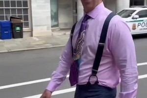 街头采访：谁是NBA史上最伟大的篮球运动员？...免费直播_街头采访：谁是NBA史上最伟大的篮球运动员？...超清在线看_无插件街头采访：谁是NBA史上最伟大的篮球运动员？...视频直播视频封面